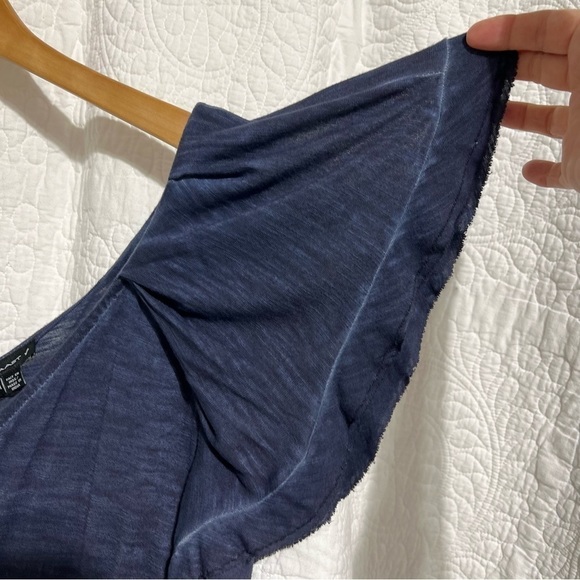 WILLIAM RAST Deanne Blue Distressed Short Flutter Sleeve Top, Size Mediu… - Picture 5 of 12